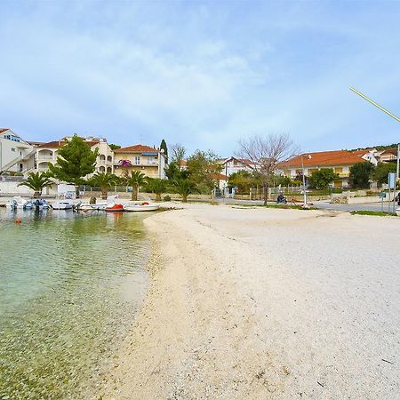 Apartments Karlo Trogir Exterior photo