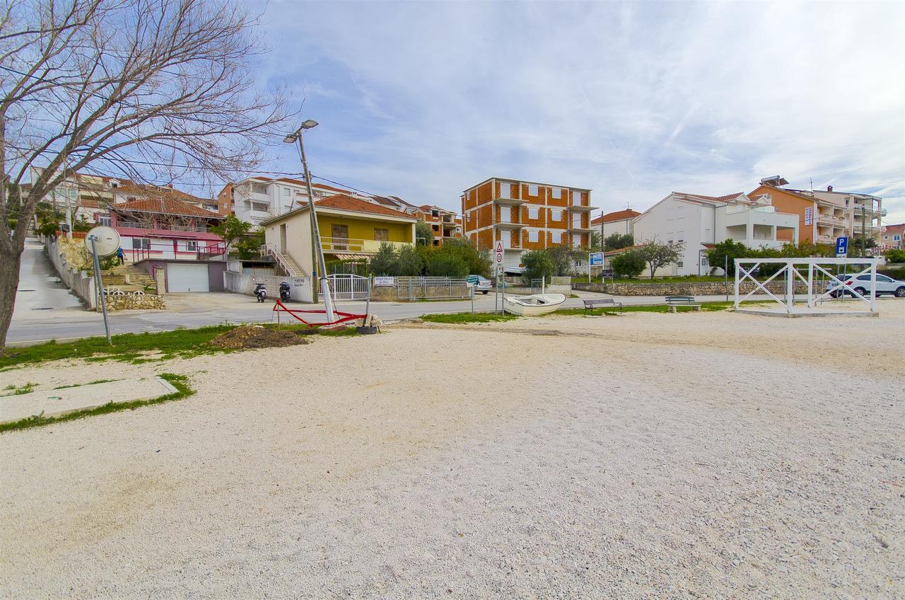 Apartments Karlo Trogir Exterior photo
